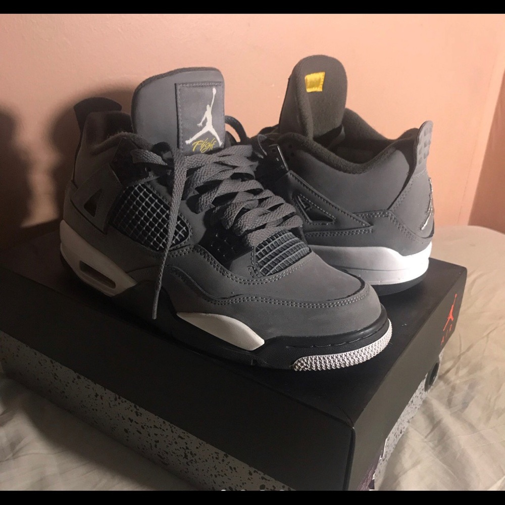 jordan 4